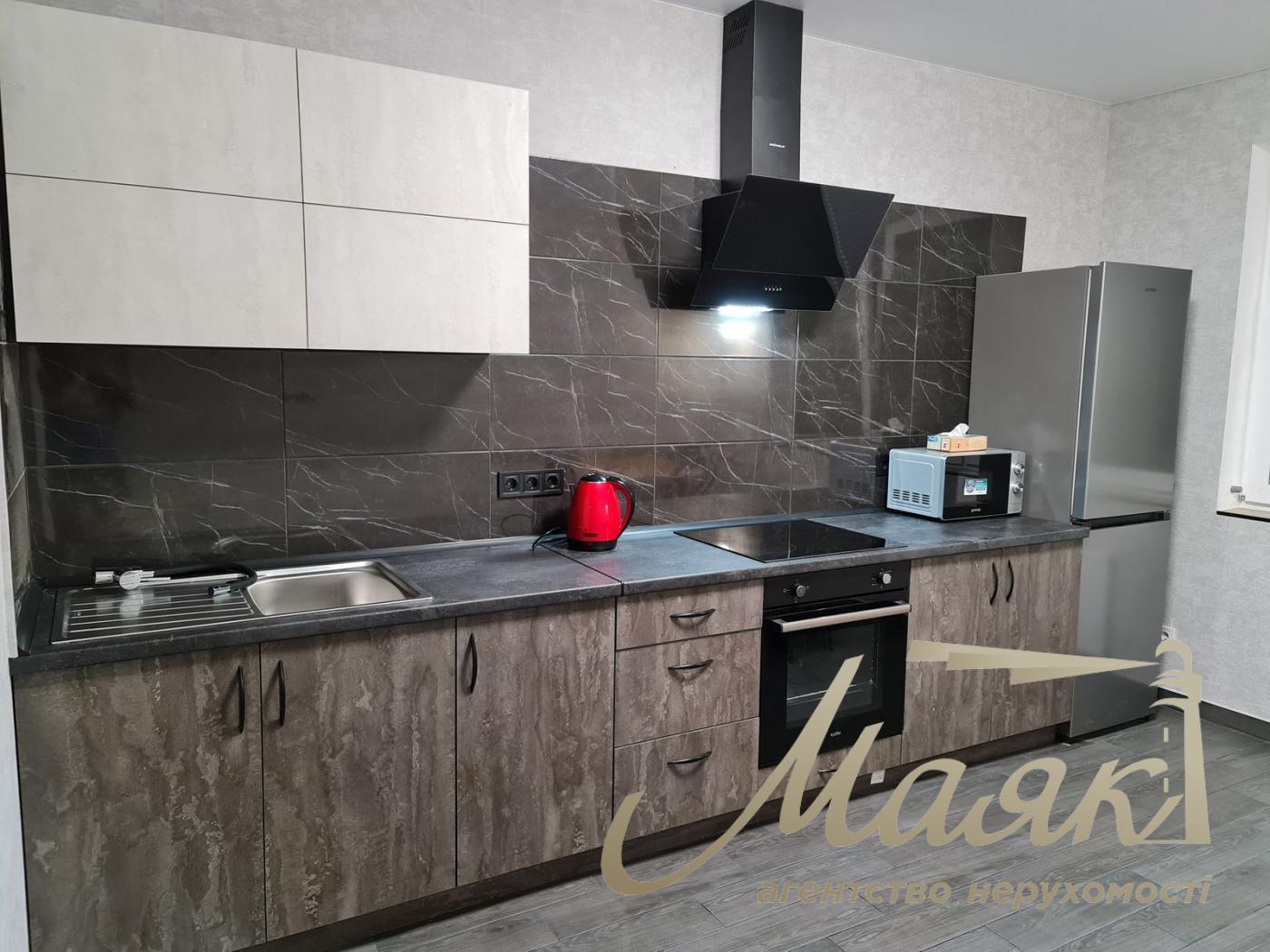 Rent 2-room apartment in the Family & Friends residential complex, Novopolevaya St., Karavaevy Dachi