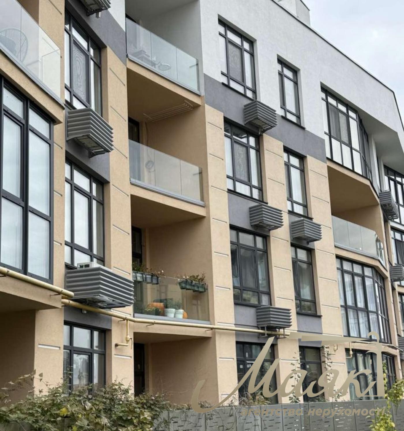 Продаж 2-кімнатної квартири в житловому комплексі комфорт-класу "Італійський квартал", Оболонський район.