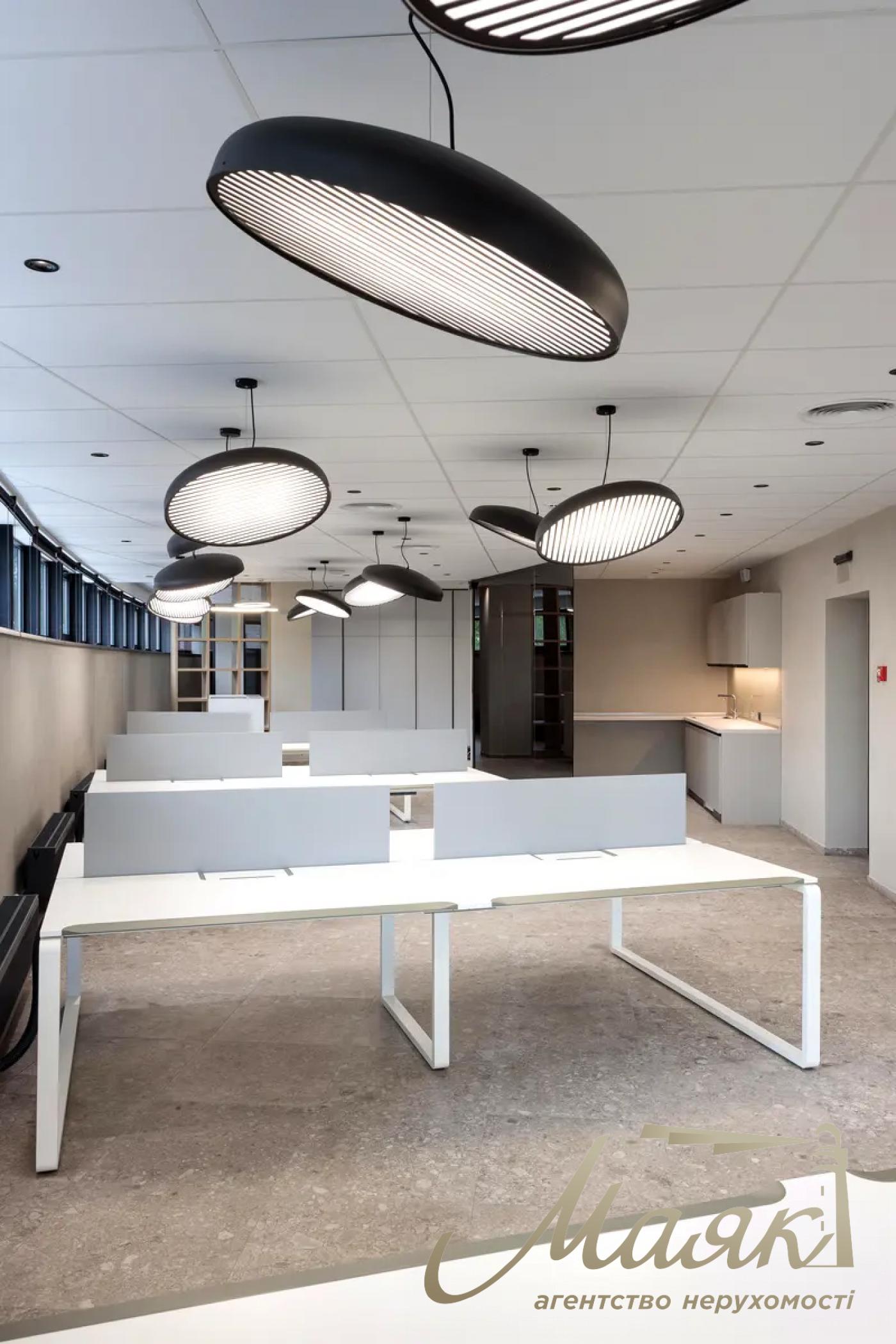 Аренда офиса 345м2  в БЦ по ул. Евгения Коновальца 36Д 