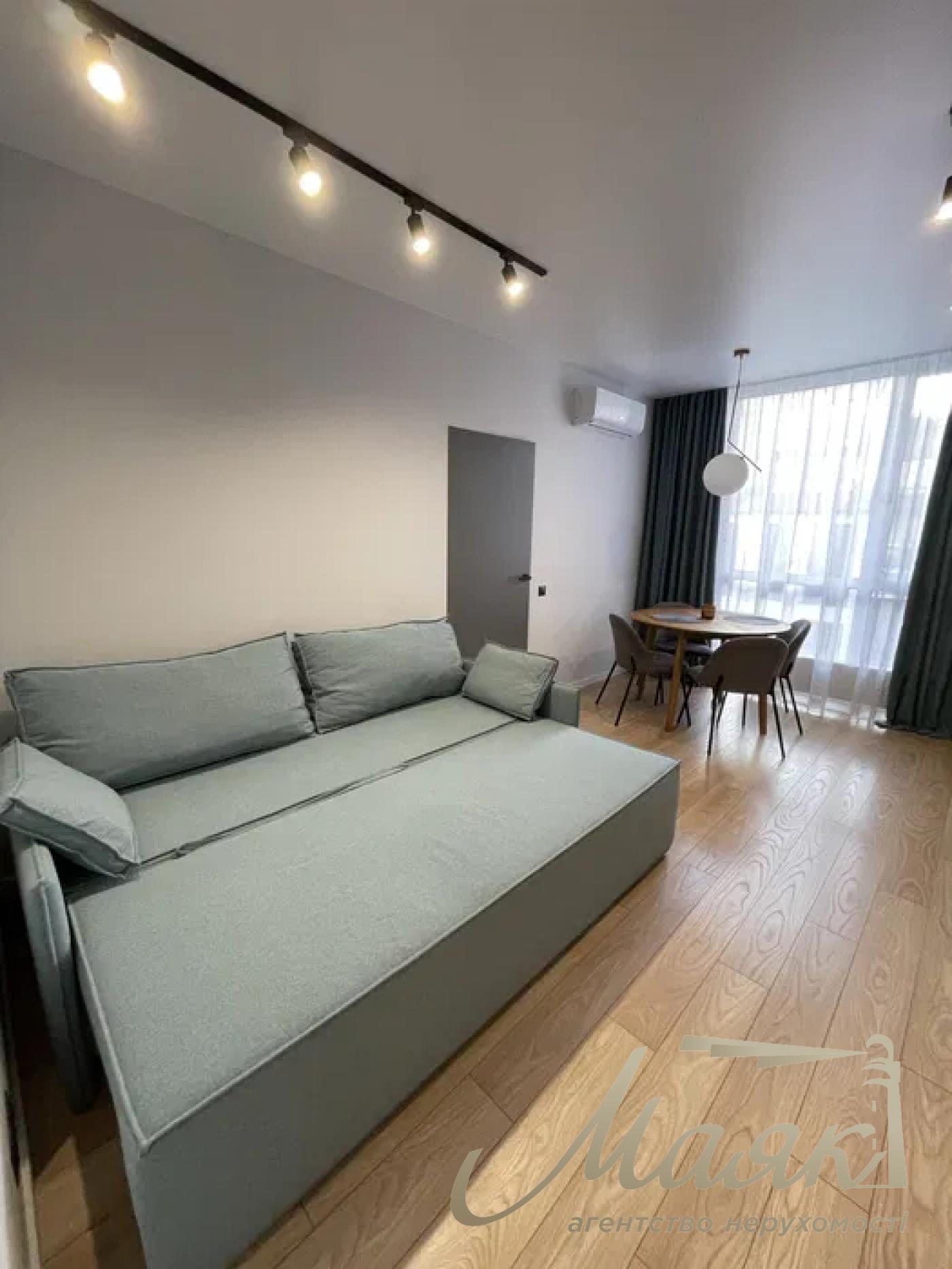 Продаж 2-кімнатної квартири ЖК Файна Таун, вул. Салютна