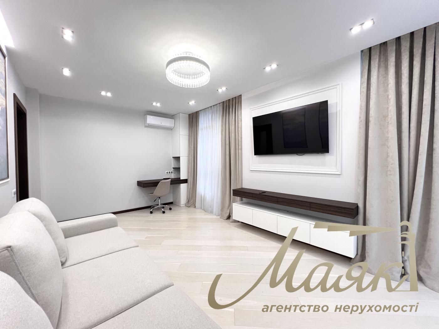 Rent 2-bedroom apartment in LCD "French Quarter 2", 63m², Predslavynska street, 55-A, Kiev