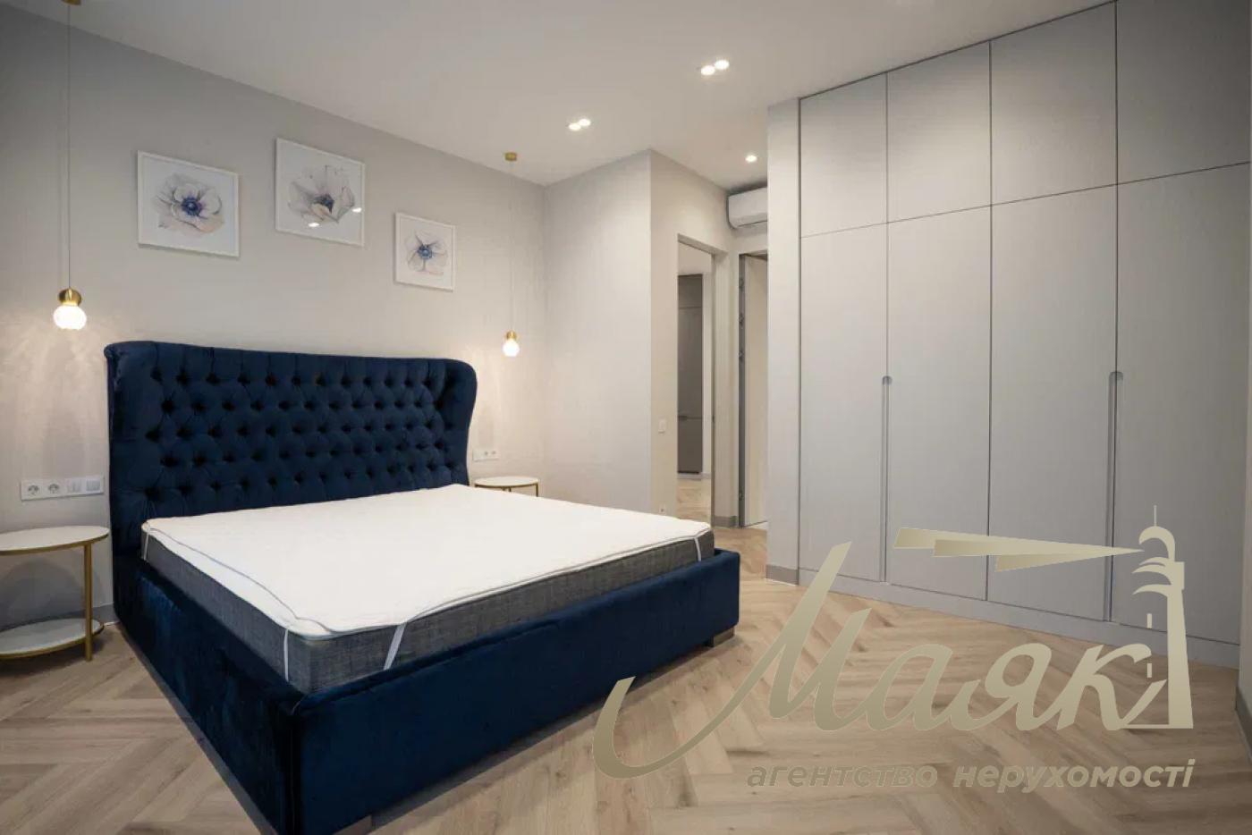 Rent 3-bedroom apartment in LCD Novopecherskie Lipki, 105 m², Pecherskiy district, Andriy Verkhoglyada (Dragomirov), 17-B., Kyiv