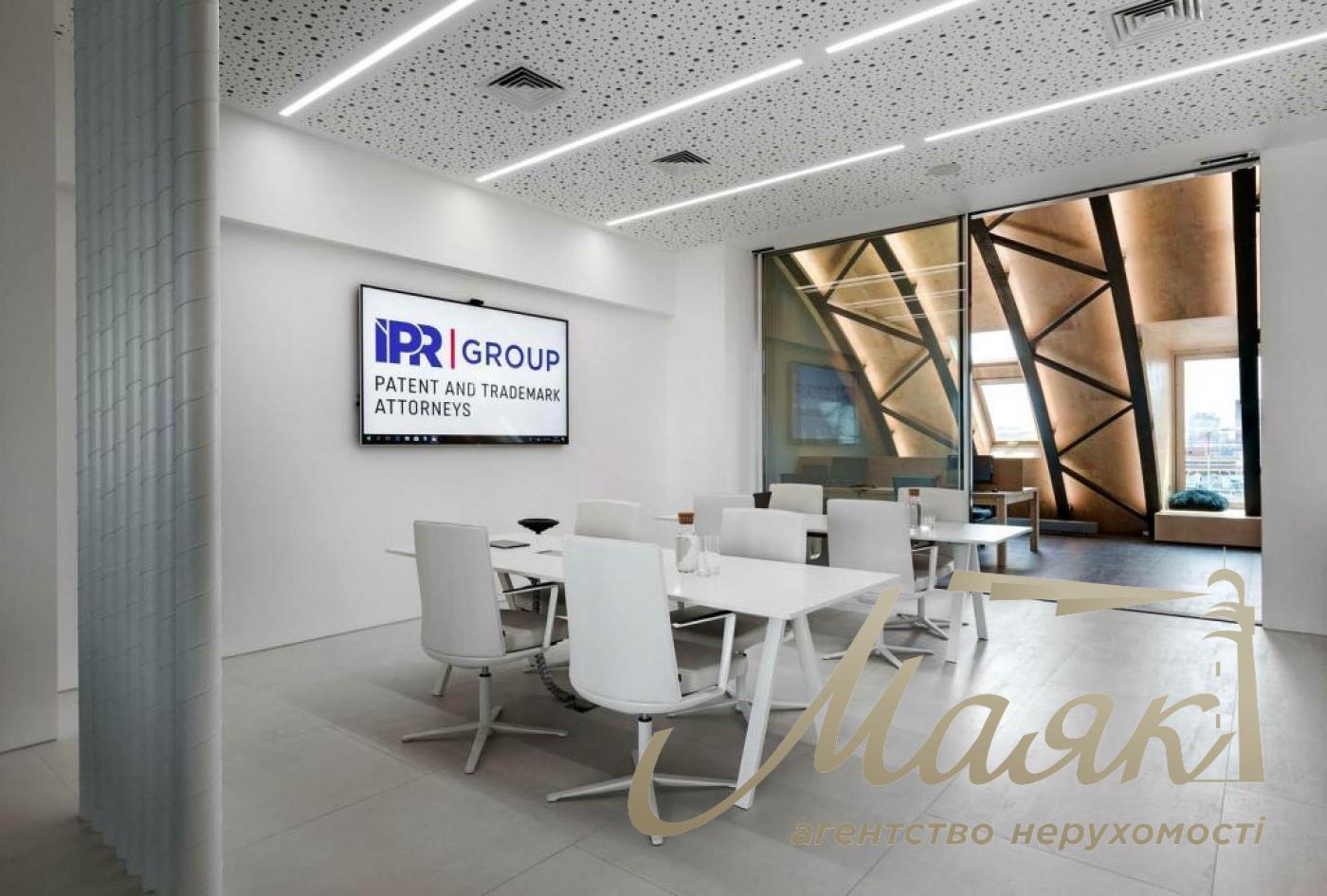 Продаж офісу з орендарем, вул. Тургенєвська