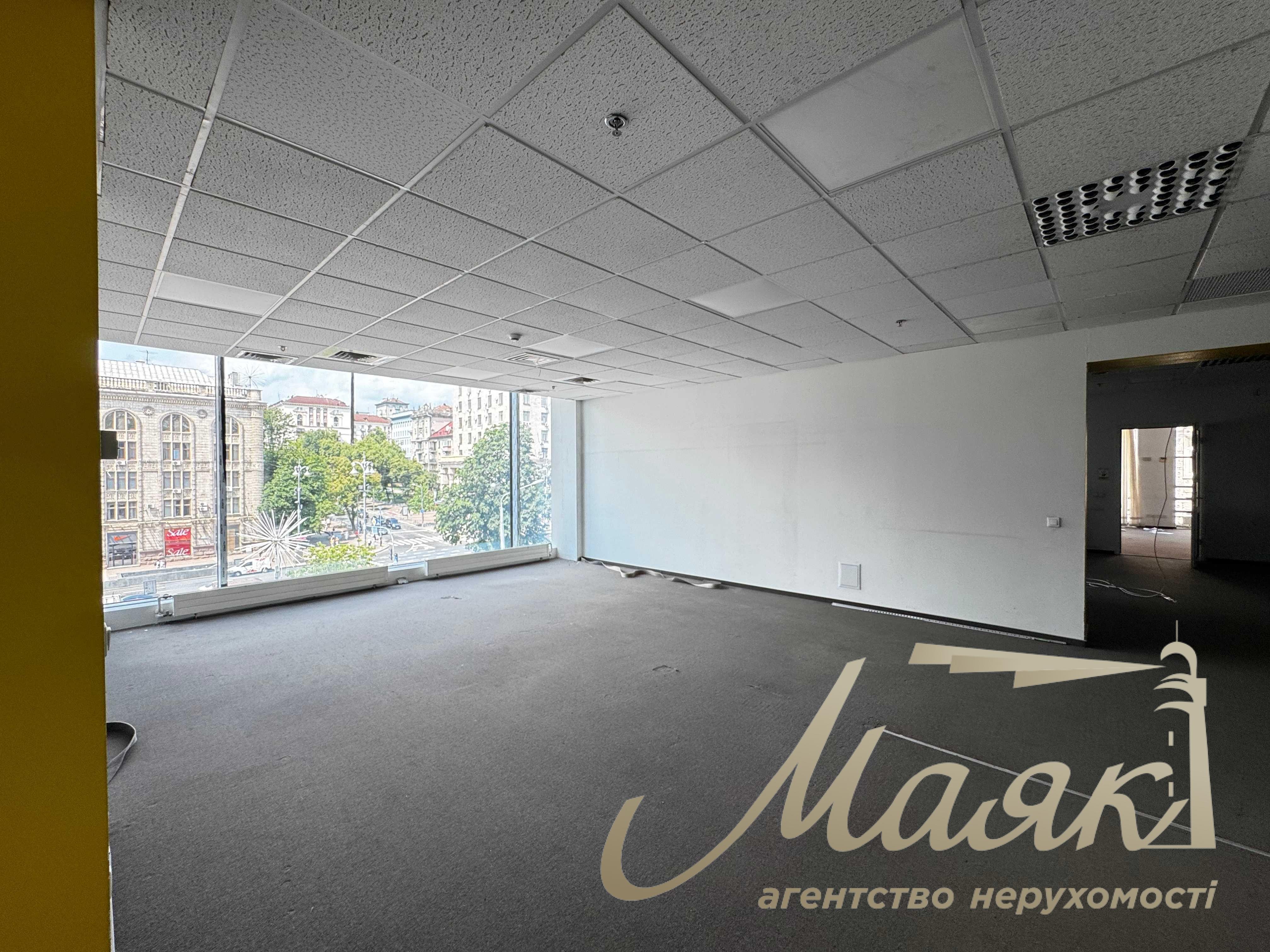 Office for rent 1220 m2 on Khreshchatyk, in the very center of Kiev, Pecherskiy district.