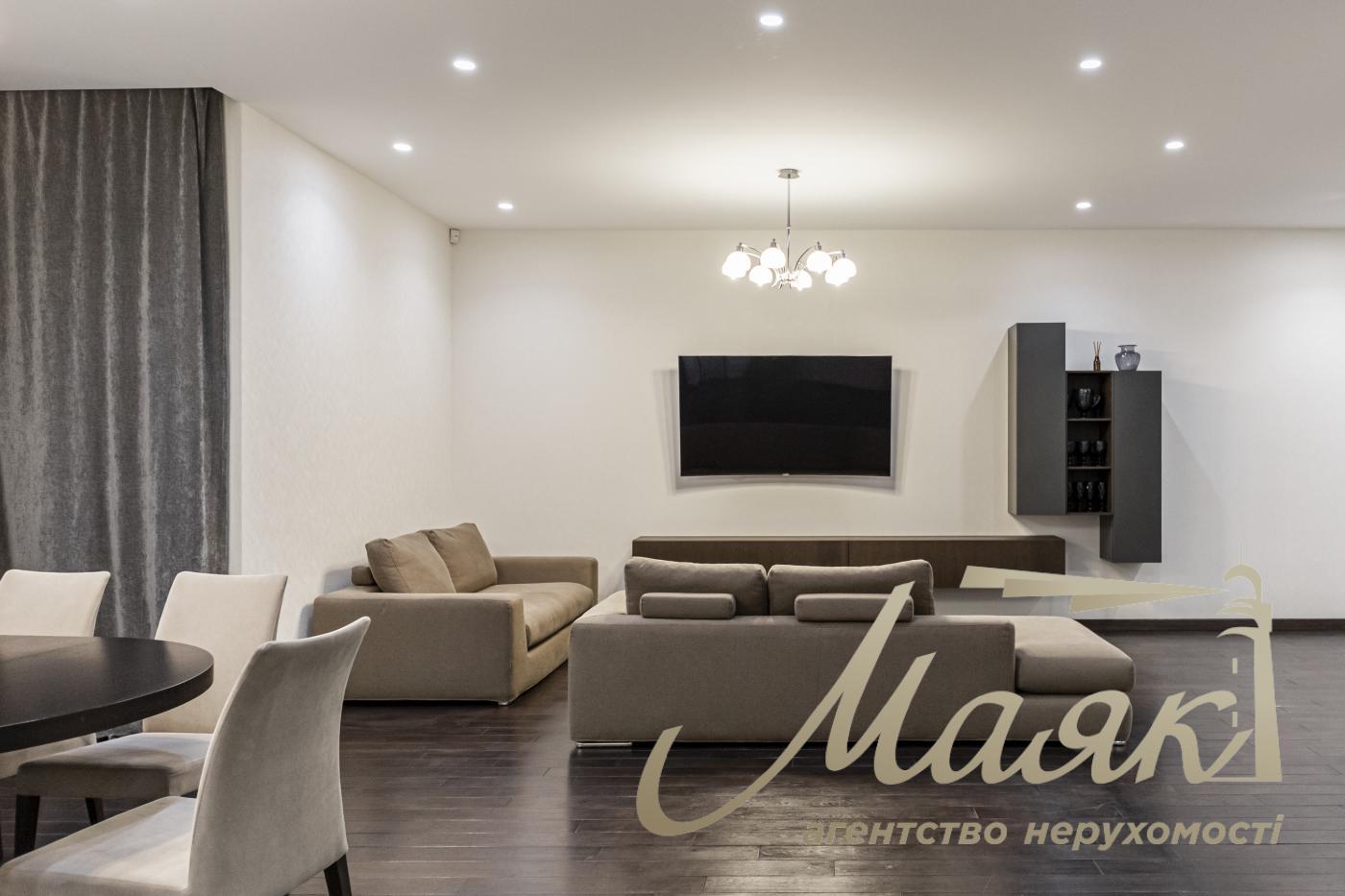 Оренда 4-кімнатної ЖК Французький Квартал, вул. Саперне Поле 12, 164м2