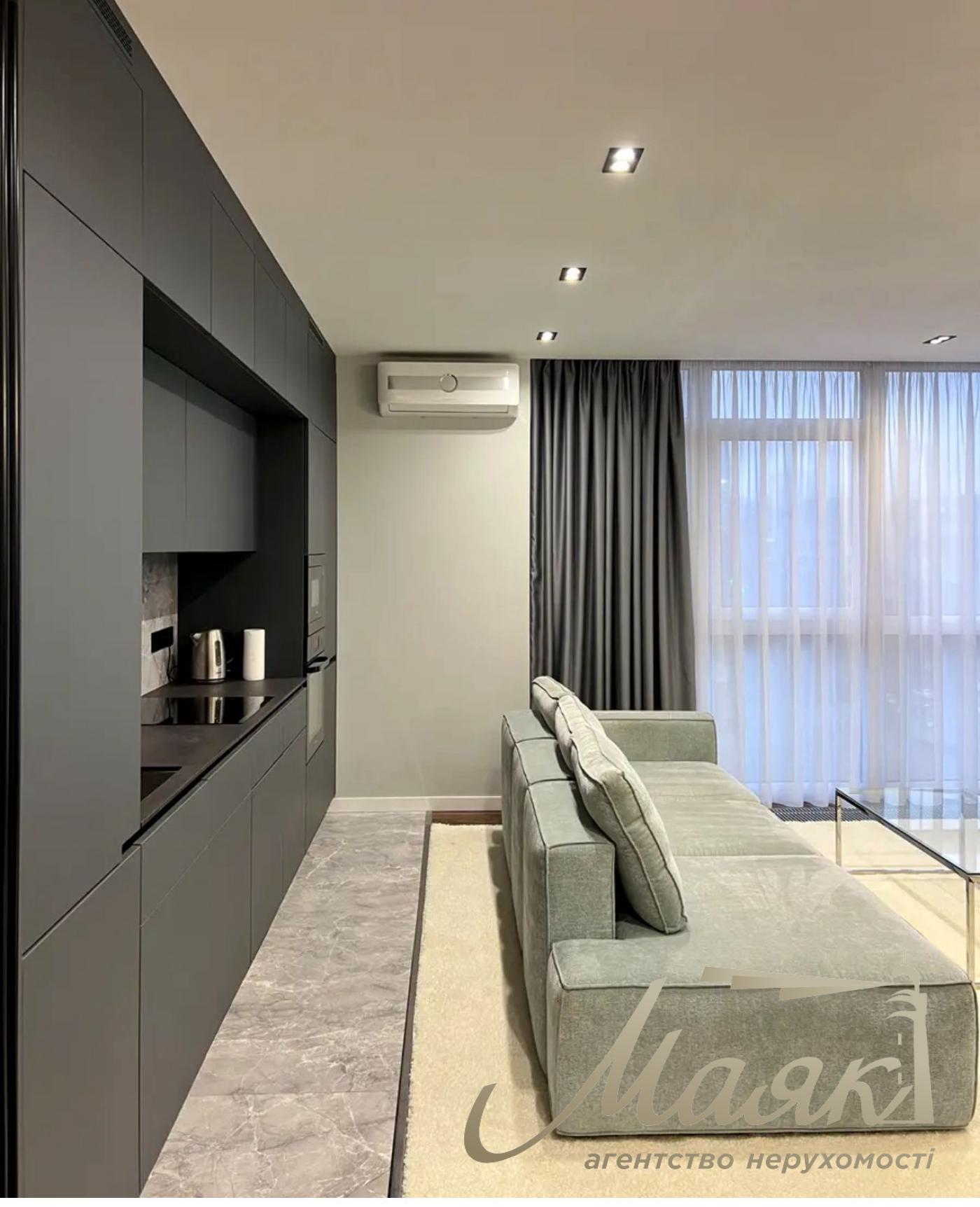 Продажа 3-комнатной квартиры в ЖК Французский квартал 2