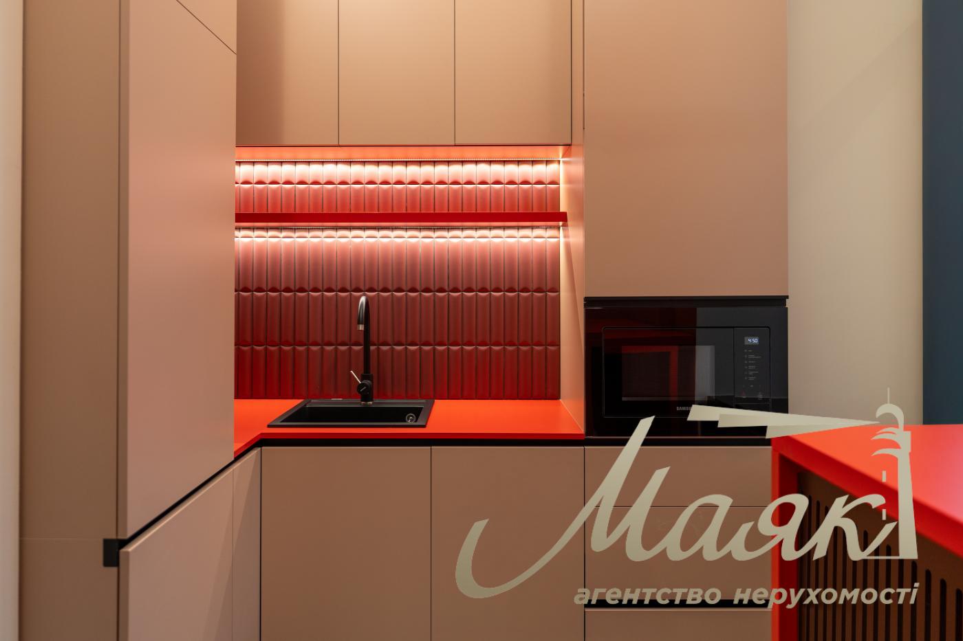 Оренда офісу в Центрі, вул. Антоновича