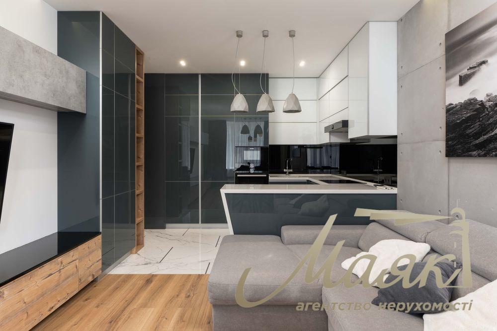 Rent 4k apartment in LCD Novopecherskie Lipki, Dragomirova str. 16