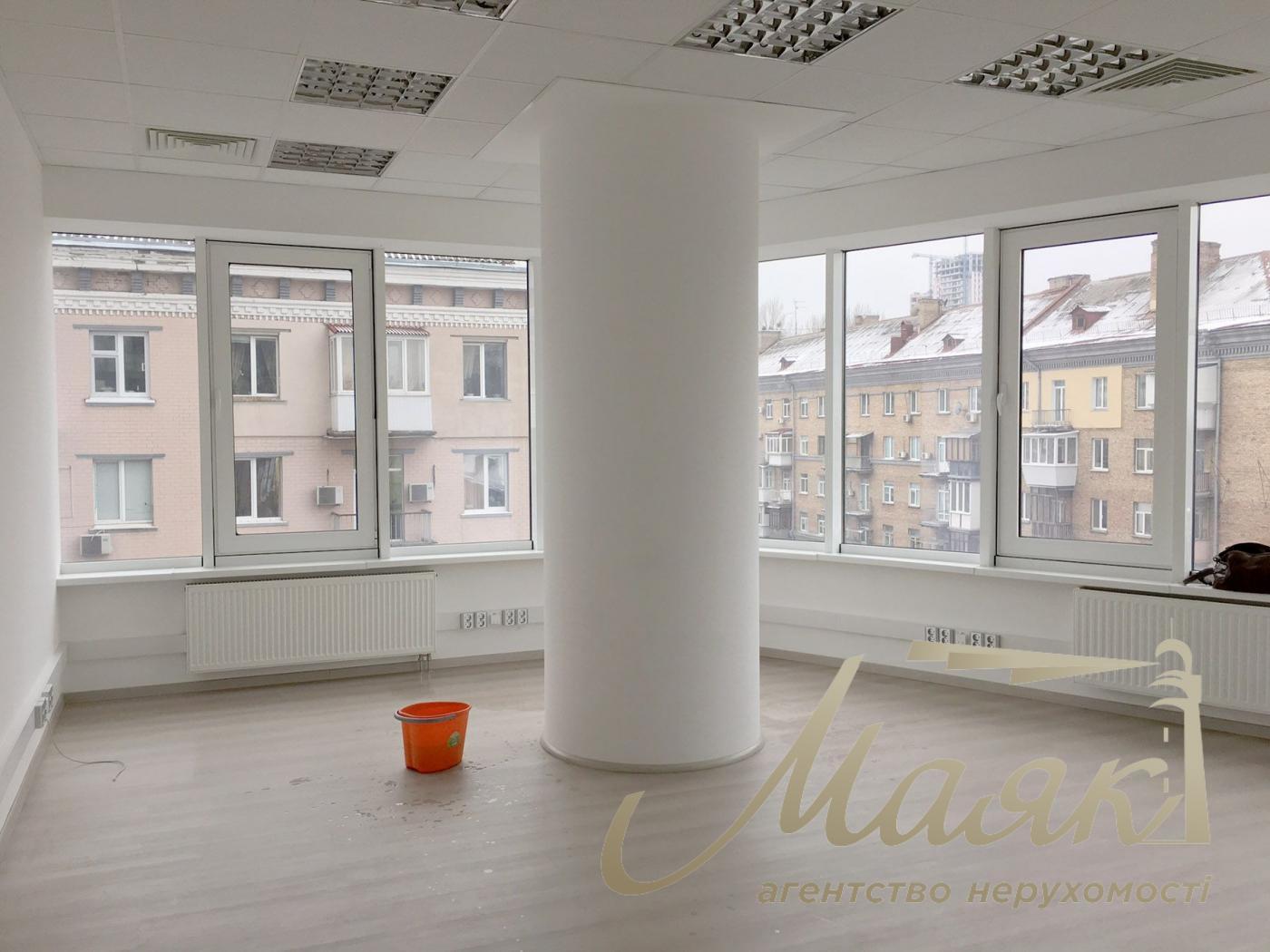 Оренда офісу 340м2 у БЦ Карнегі, вул.Кловський узвіз 7.