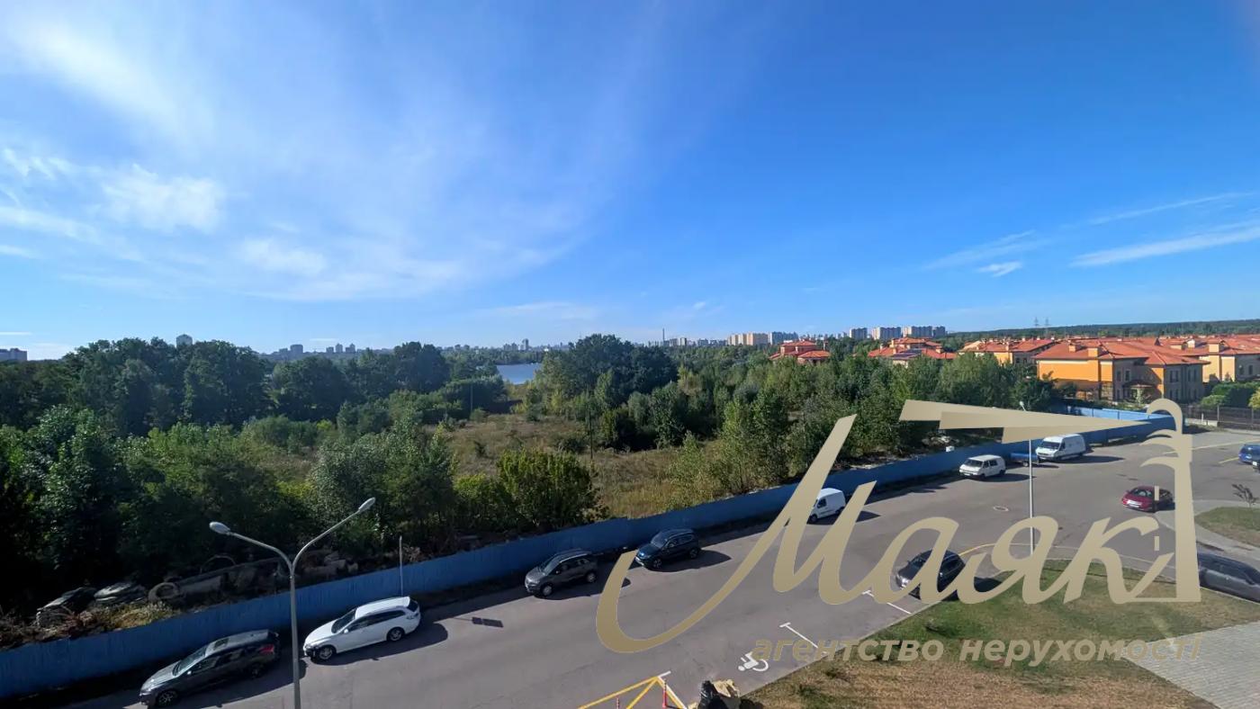 Продаж 2-кімнатної квартири площею 68 м² у ЖК «Італійський квартал», Оболонський район