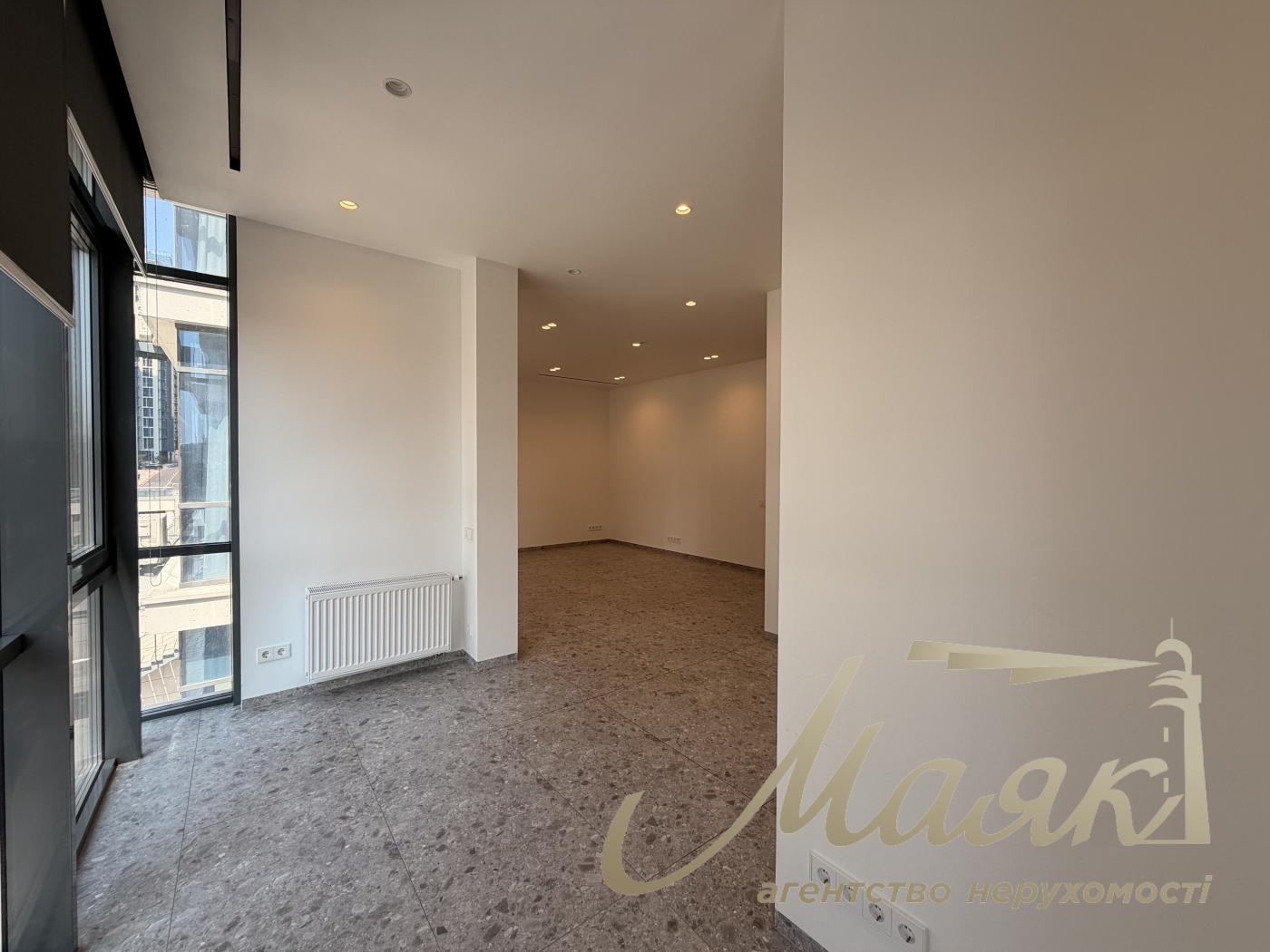 Space for rent (55 m²) in the Novopechnye Lipki residential complex, Dragomirova Street