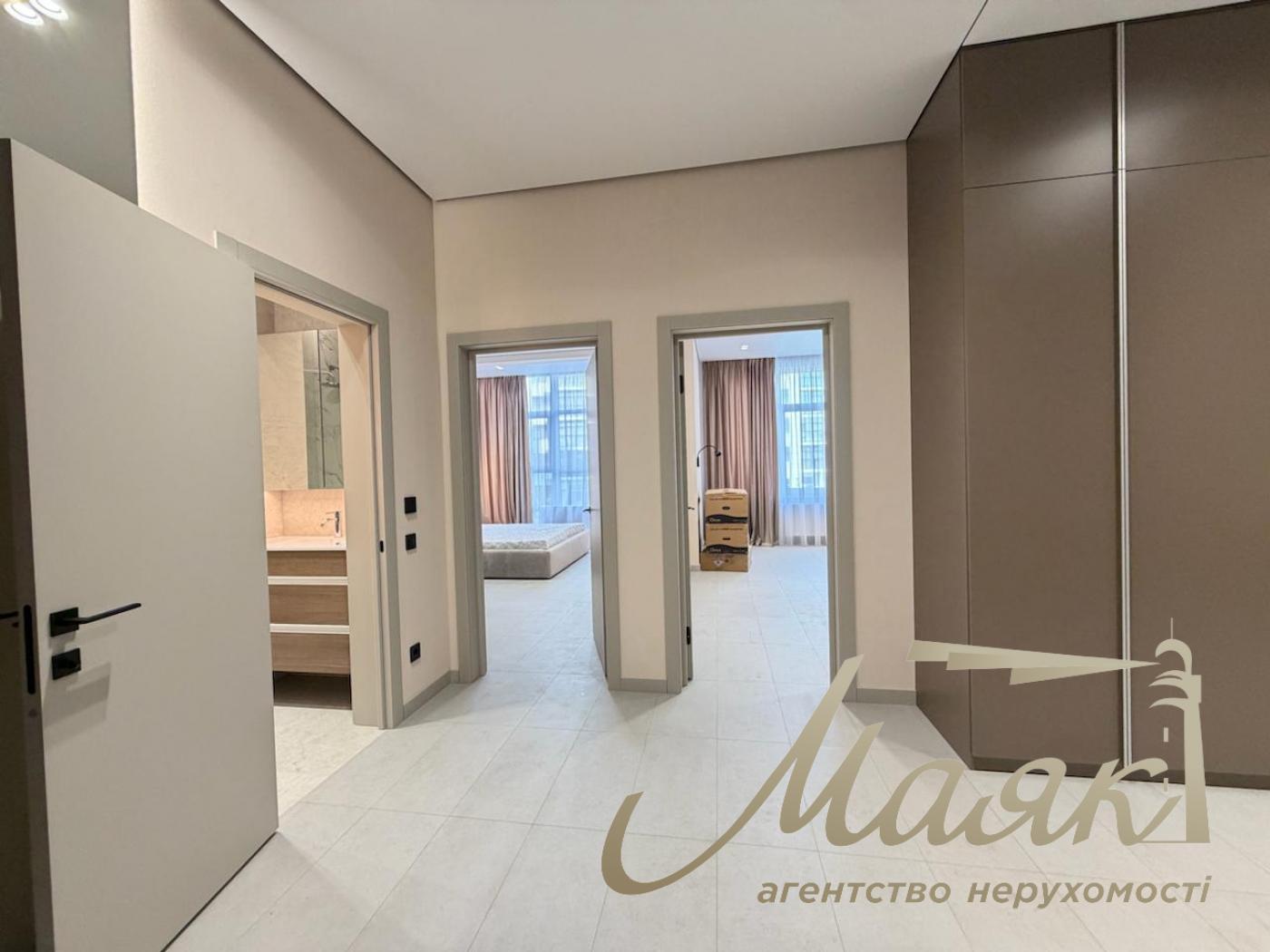 3-Bedroom Apartment for Rent in the Novopecherskie Lipki Residential Complex, 15B Verkholyuda (Dragomirova) St.