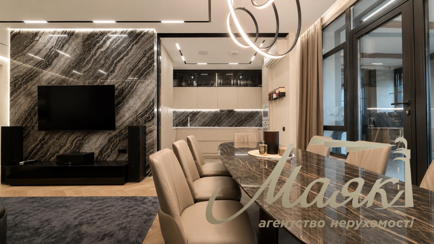 Продаж 4-кімнатної квартири площею 180 м² з двома терасами у ЖК «Park Avenue VIP», Голосієво, вул. Демеївська,