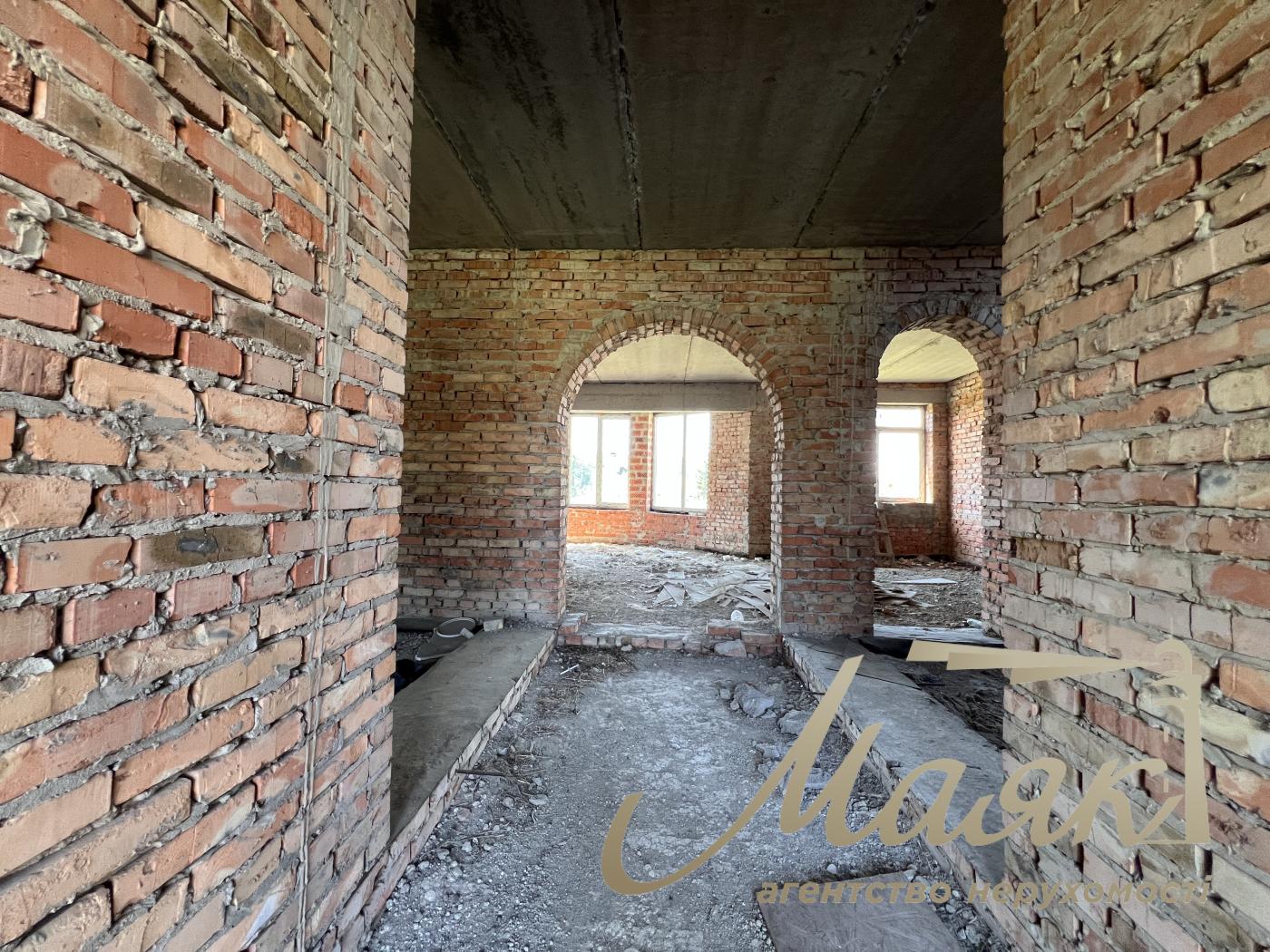 Продажа 2х этажного дома 220м2 в с. Кременище, ул. Грушевского, Киево-Святошинский район, Киевская область.