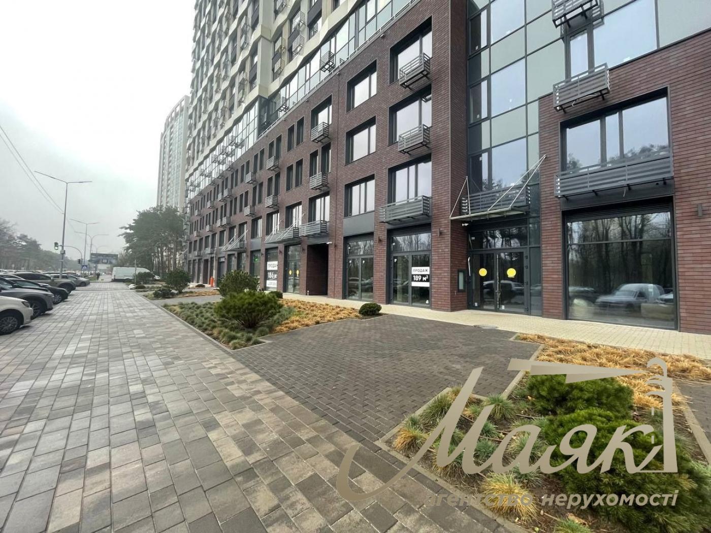 For sale / Commercial area / str. Prince Roman Mstislavycha, Voskresenka, Kiev