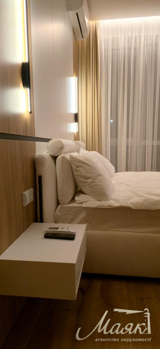 Продаж 2-х кімнатної квартири в ЖК Ярослав Град вул. Бульварно-Кудрявська (Воровського), 17-А