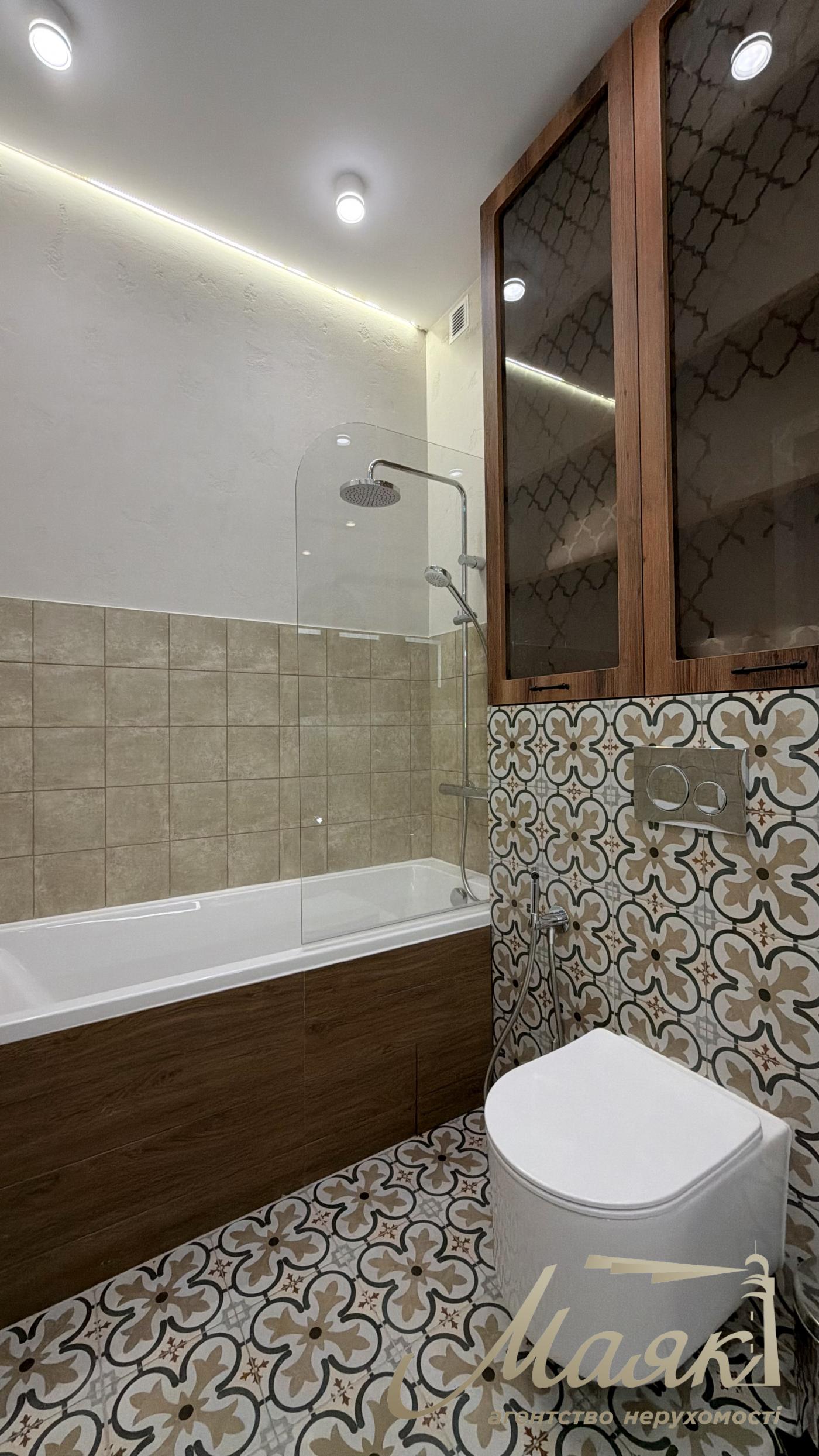 Оренда 1-кімнатної квартири 55.64м2 Печерський узвіз 19, Печерськ, Київ