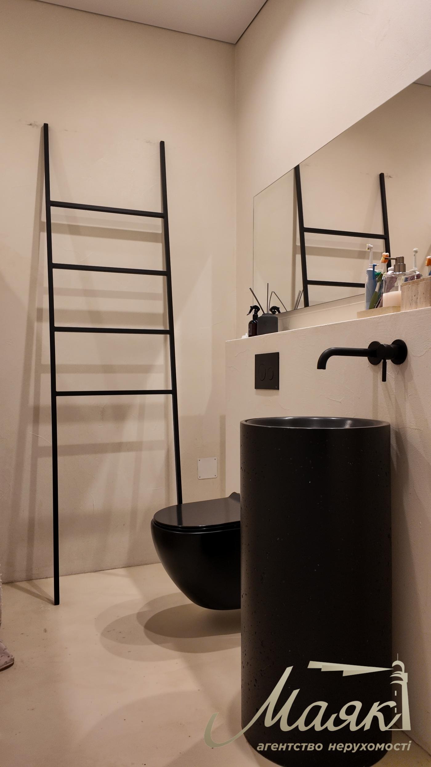 Sale of 3-room apartment in the French Quarter 2 residential complex