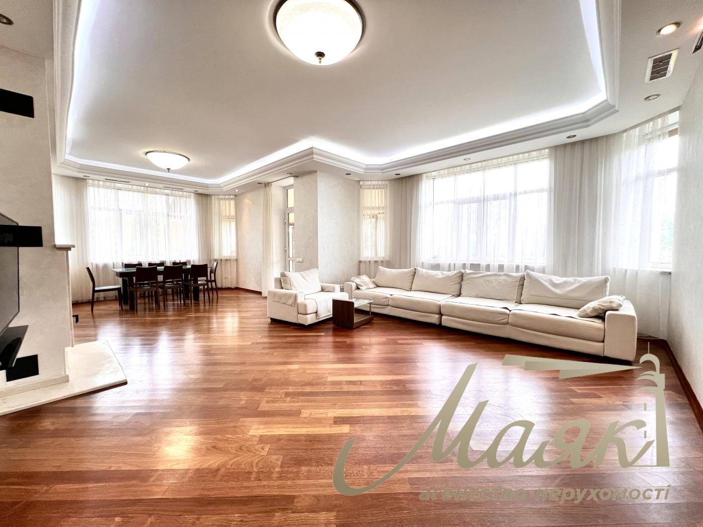 Rent 2-storey residence 430m2, Kozin, Koncha - Zaspa