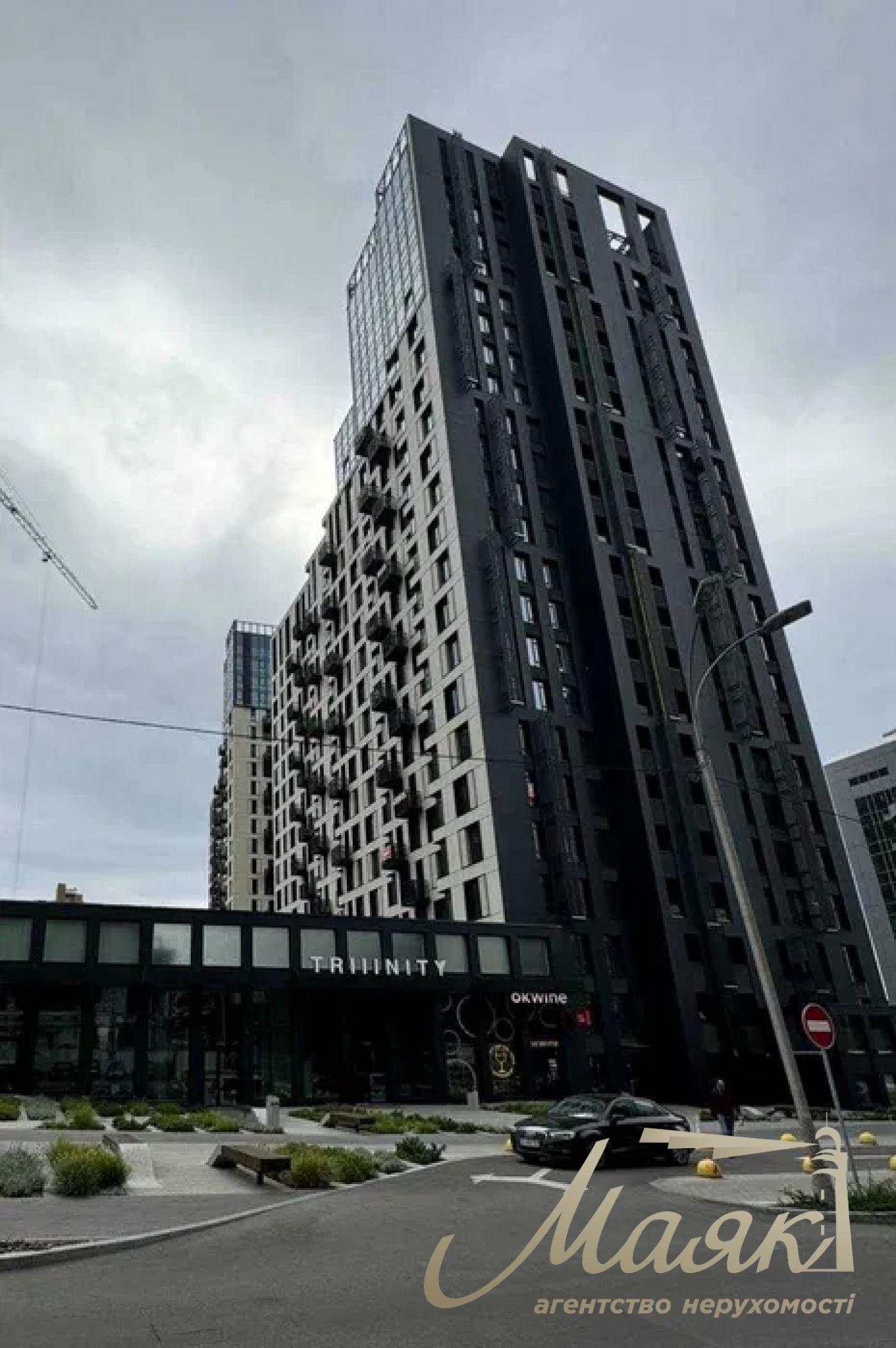 Продажа 4-комнатной квартиры ЖК Тринити, ул. В. Тютюнника