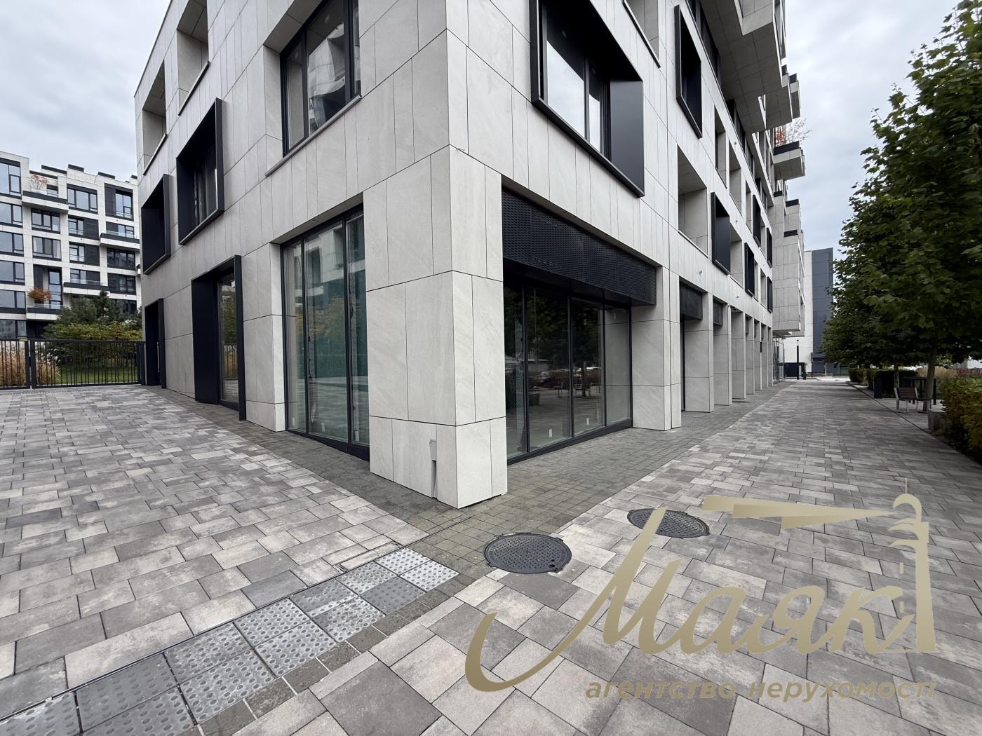 Продаж фасадного приміщення 271 м² у ЖК UNIT.Home, вул. Гарета Джонса, Шевченківський район.