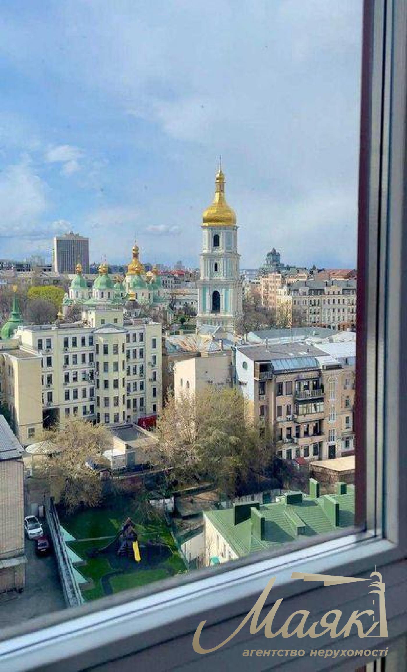 Аренда 3-комнатной квартиры в элитном доме на ул. Ирининская