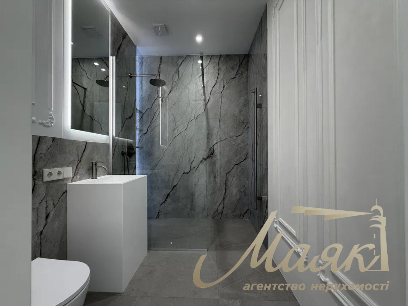 Продаж 2-поверхового будинку площею 326 м², Ходосівка, КГ «Нова Ходосівка»