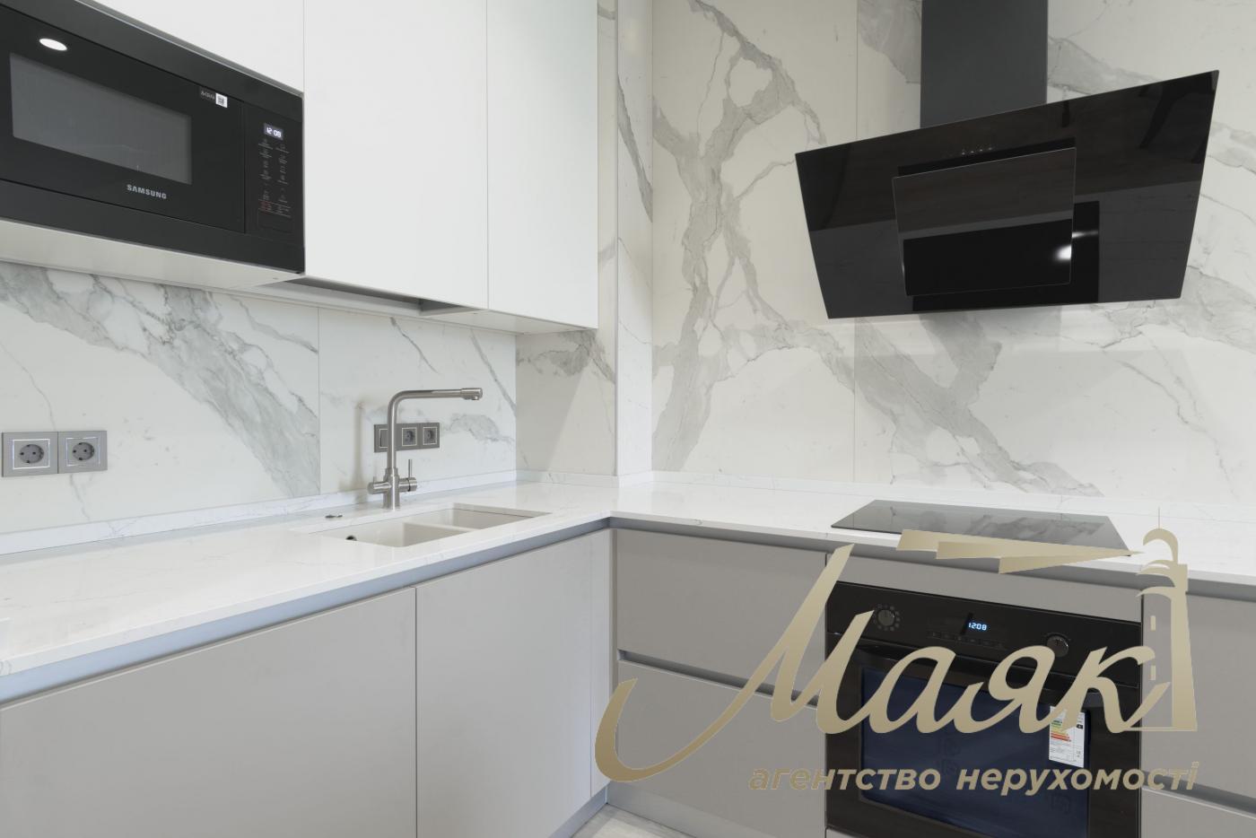 2-room apartment for rent in the Atlantic residential complex, 118 Antonovycha St., Sports Palace.