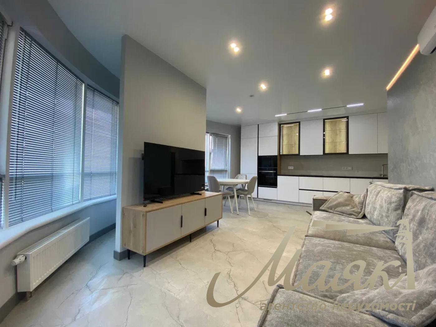 Оренда 3-кімнатної квартири у ЖК «White Lines», 71 м², Голосіївський район
