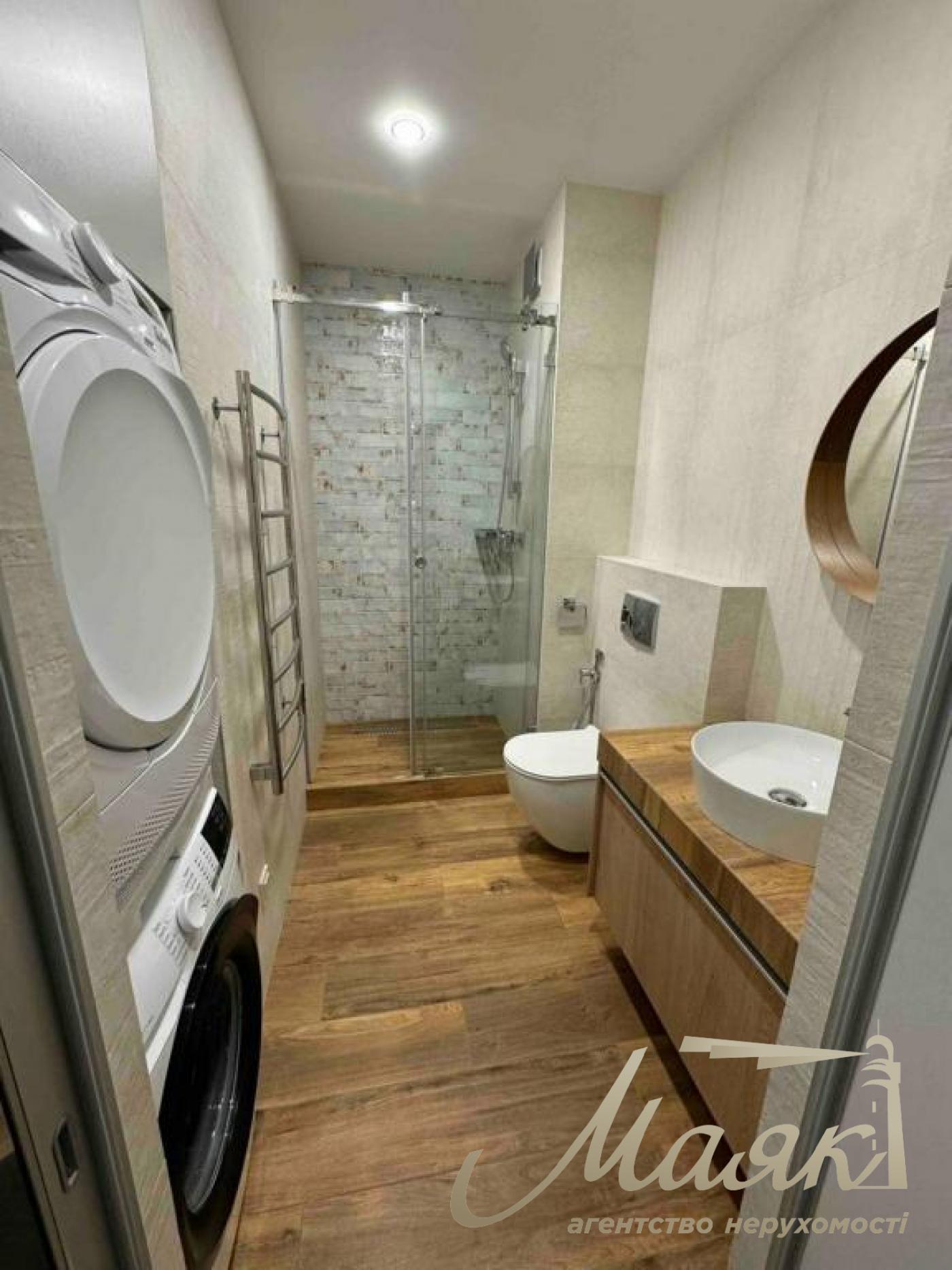 Оренда 4-х кімнатної квартири, 86 м2 ЖК Французький квартал 2 Маккейна Предславинська