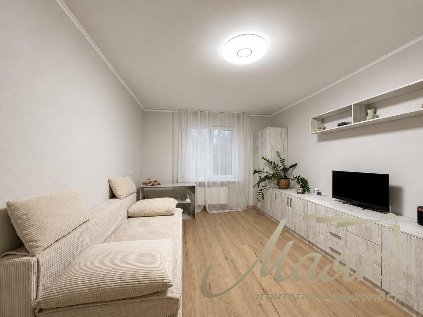Продаж 1-кімнатної квартири з ремонтом у ЖК The Lakes, Голосіївський район, провулок Ясинуватський, Деміївка, Київ