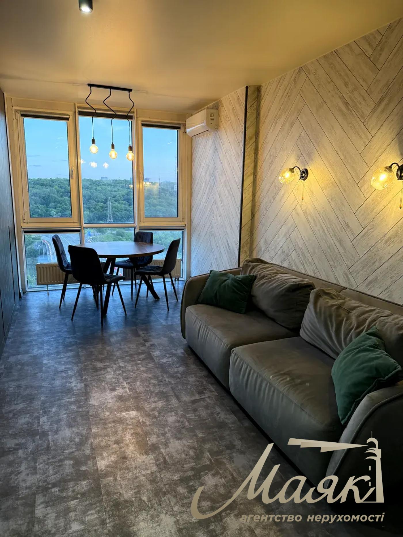 Аренда 2 к квартиры 53 м², ул. Михаила Бойчука, ЖК Новопечерська Вежа, Печерськ