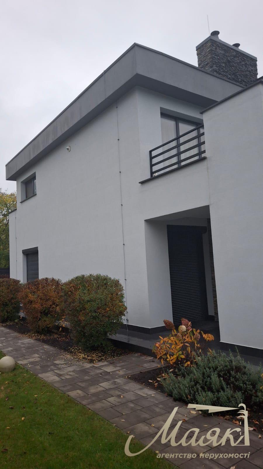 Продаж будинку (280 м²) на 8 сотках землі в с. Нові Безрадичі, Обухівський район