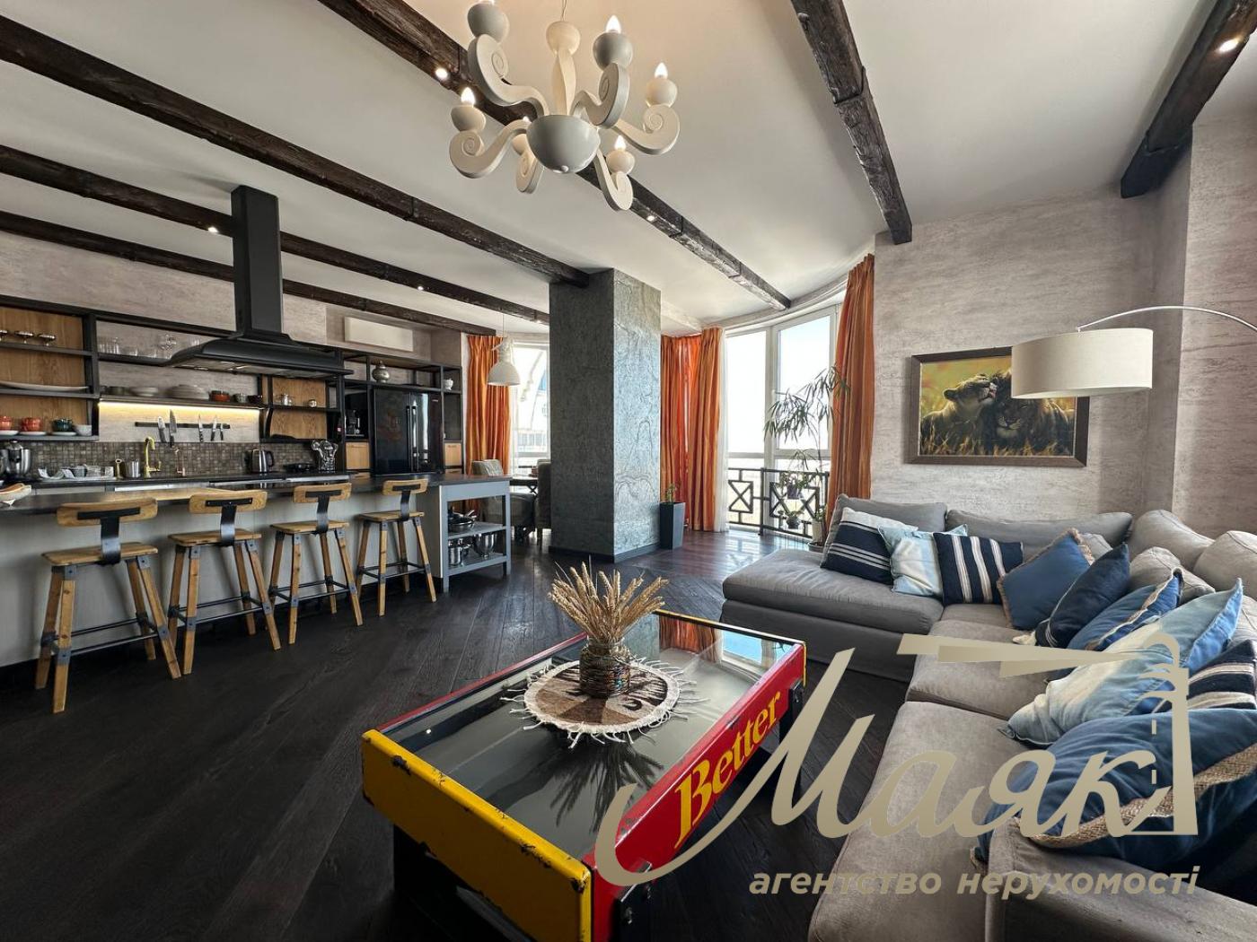 Rent 4-room apartment in LCD Parus on Obolonskaya embankment 1, Obolon.