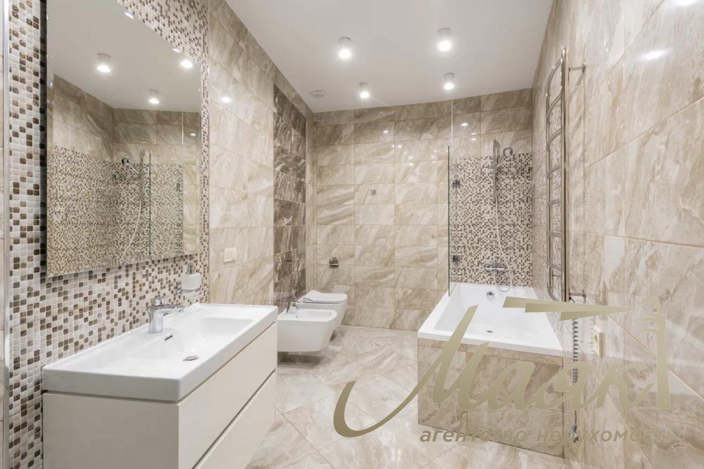 Rent 4-bedroom apartment in Residential Complex Busov Hill, Buslovskaya str. 12, Pechersk.