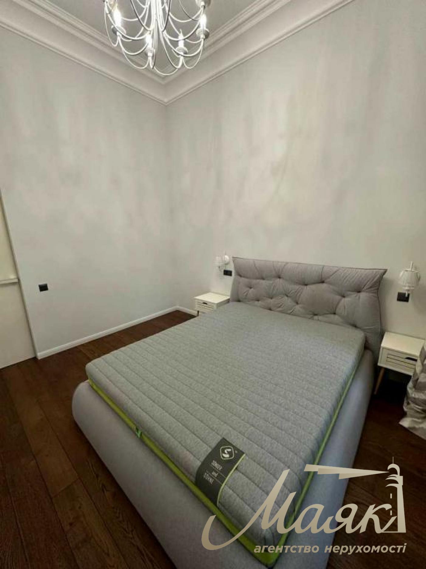 Оренда 2-кімнатної квартири, 90 м², вул. Архітектора Городецького