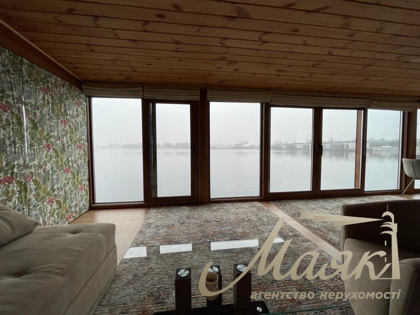 Продаж будинку на воді площею 200 м², 7 соток, Рів'єра-Золоче, Бориспільський район