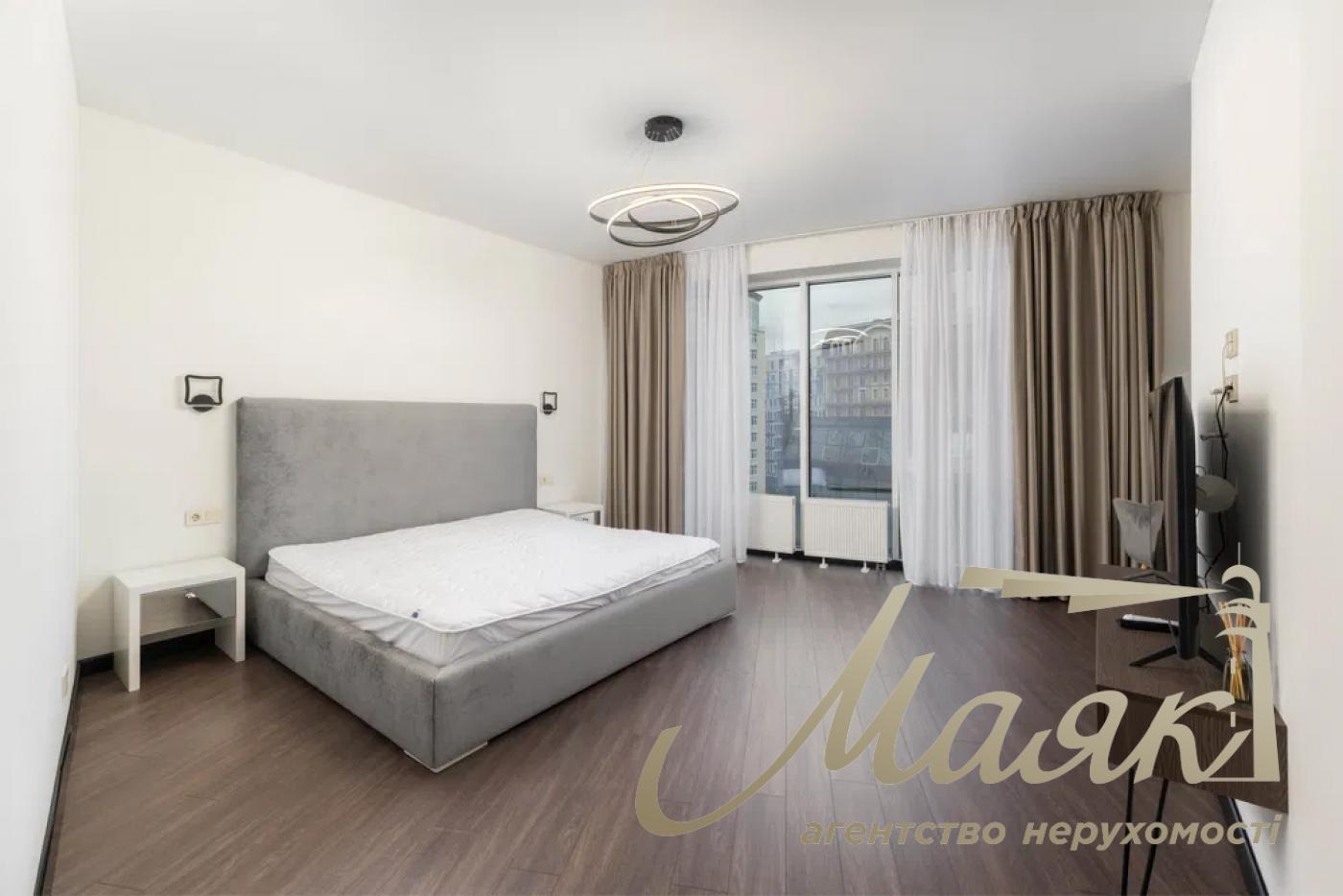 Rent 4-bedroom apartment in Residential Complex Busov Hill, Buslovskaya str. 12, Pechersk.