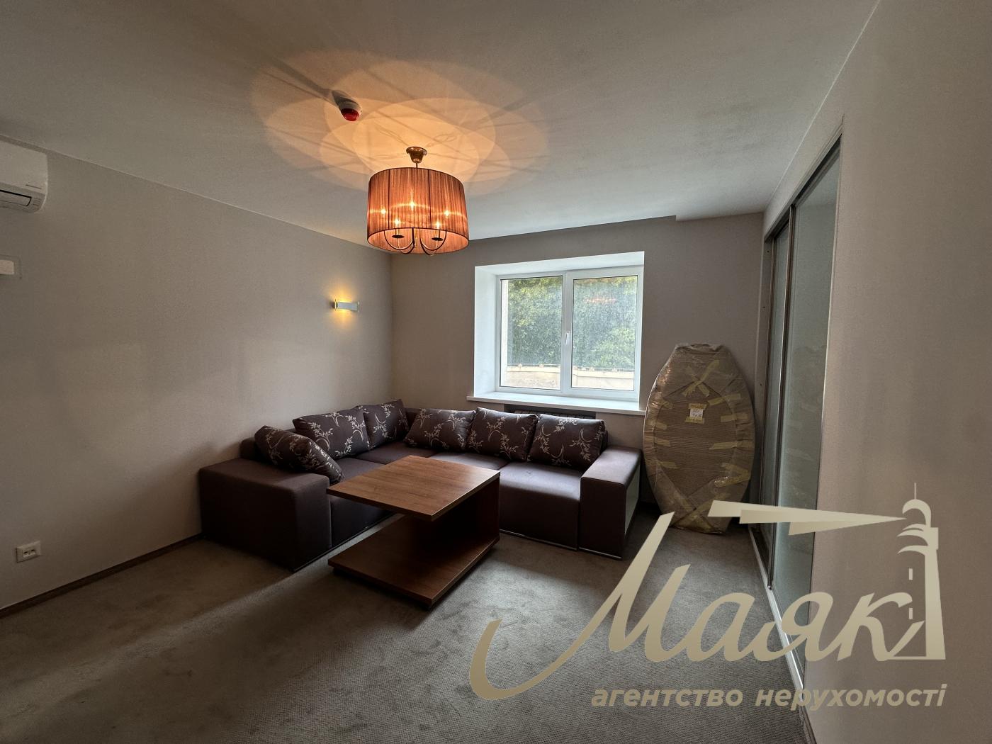 Оренда офісного приміщення з ремонтом (220 м²) на вул. Голосіївська, 7, корпус 1