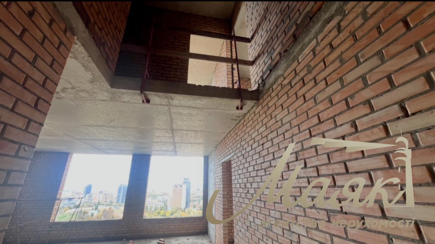 Продажа двухуровневой 3 комнатной  квартиры по ул. Коновальца, 30 в ЖК Maxima Residence  