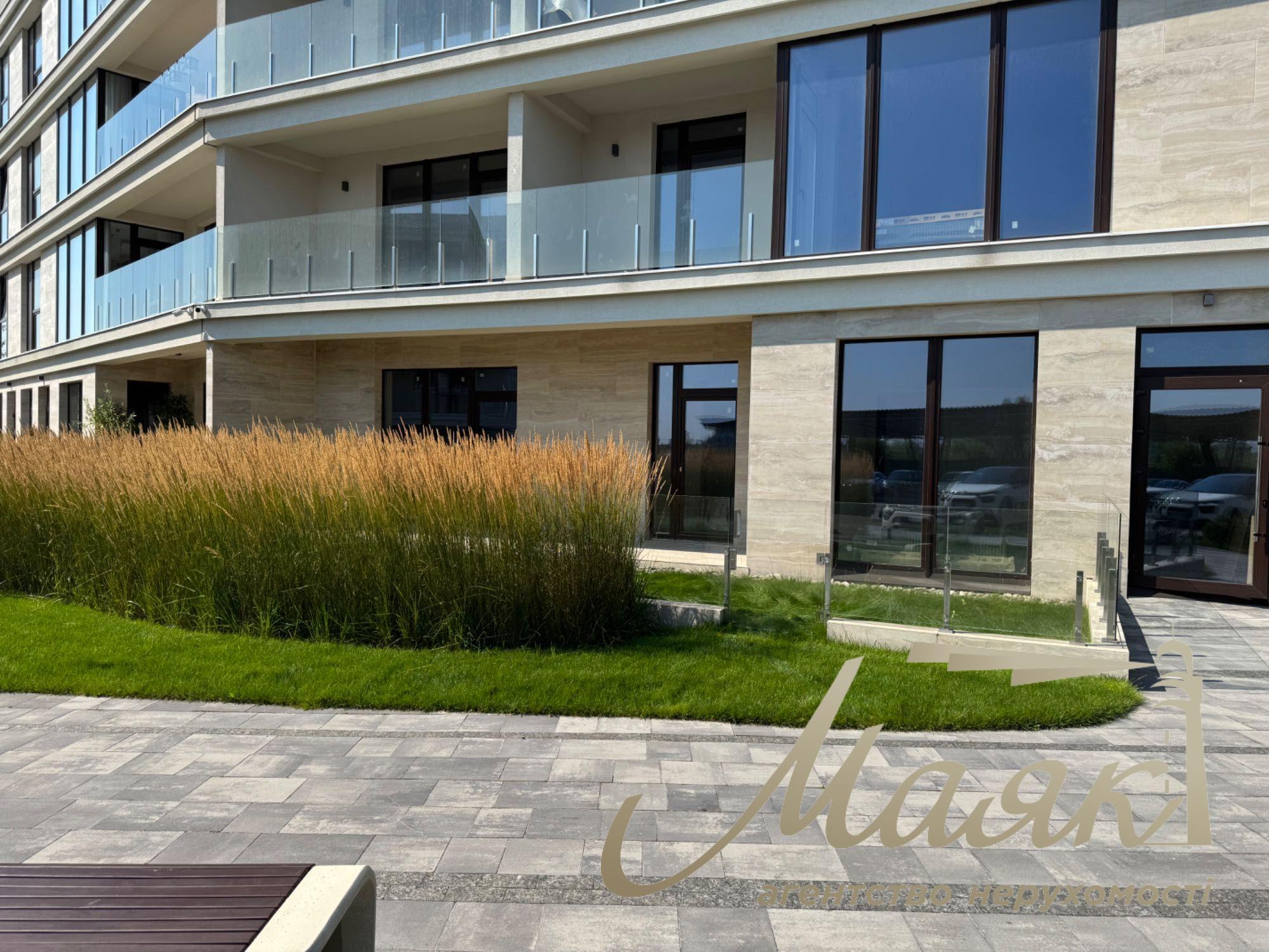 Продаж квартири з терасою в ЖК "Park Lake City" з озером, Підгірці, Київська обл.