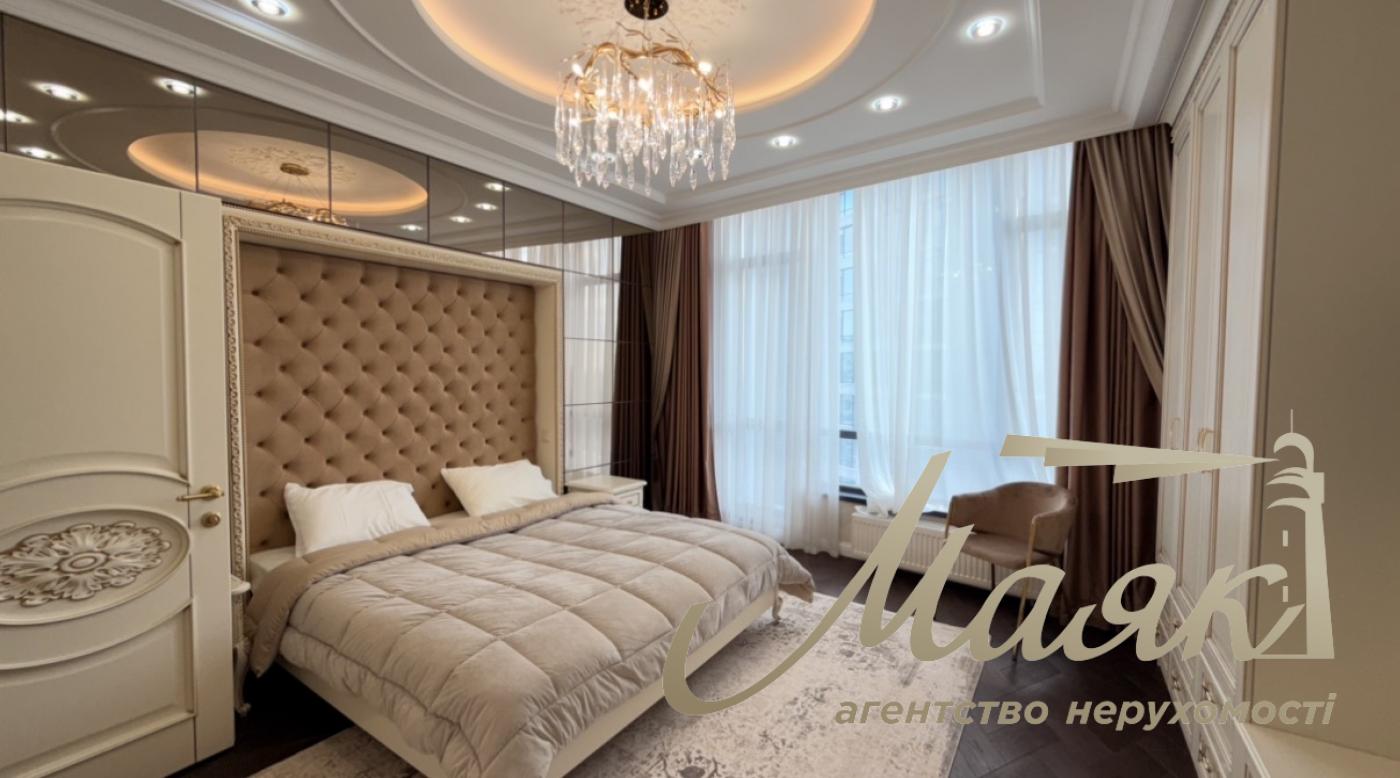 Продаж 3 кімнатної квартири в ЖК Park Avenue VIP
