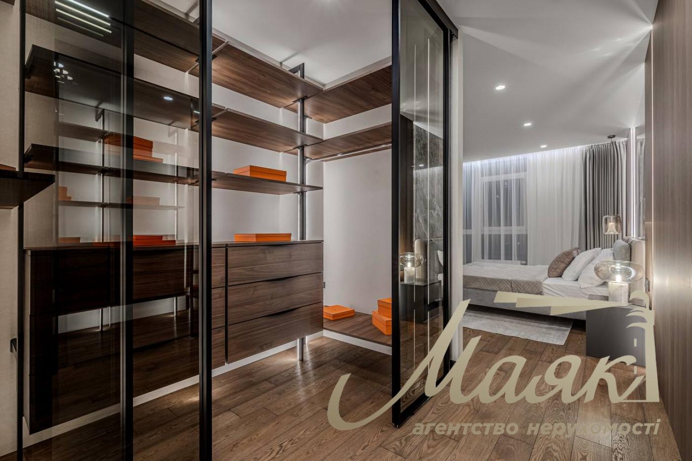 Продаж 3к квартири ЖК Французький Квартал-2 125м2