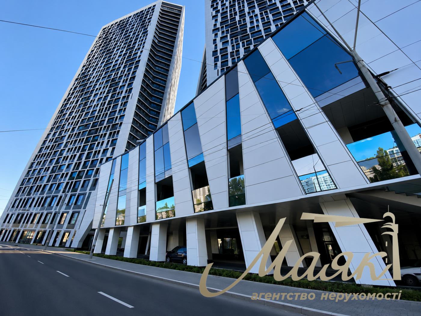 Rent of premises for general use 1,121 sq.m. in Manhattan residential complex