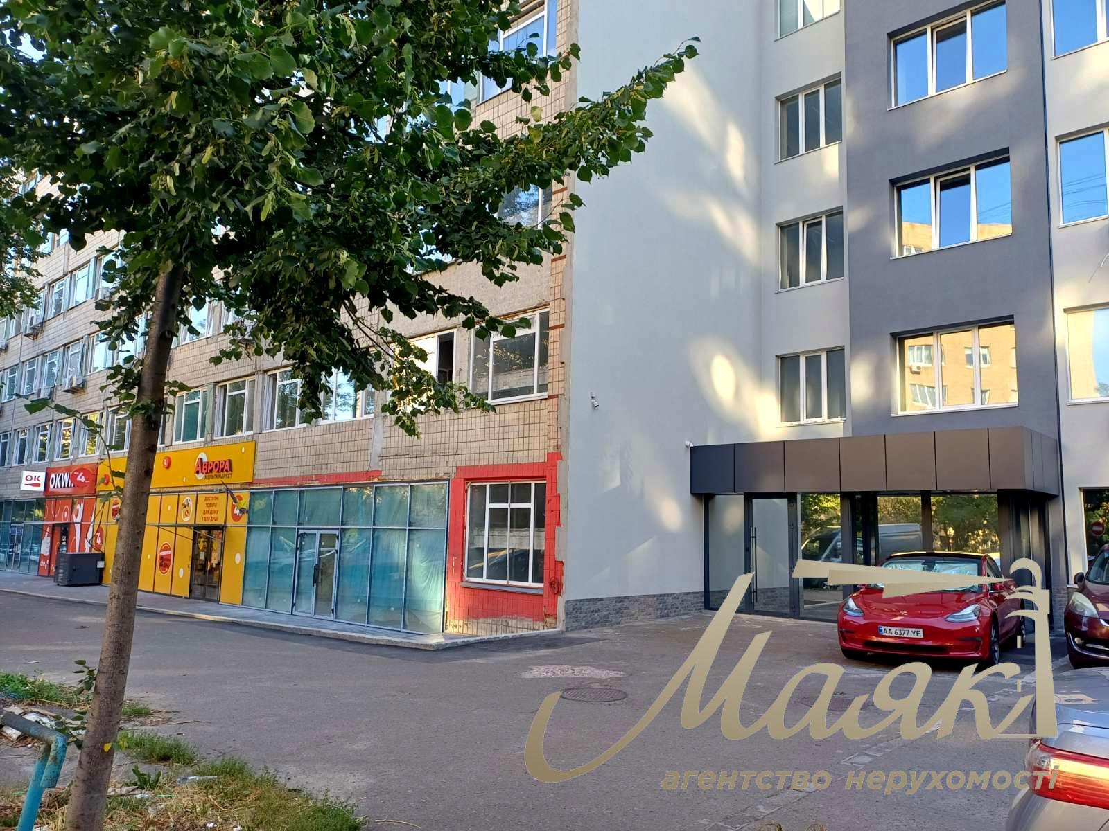 Оренда фасадного приміщення площею 150 м² на вулиці Преображенській, Солом’янський район