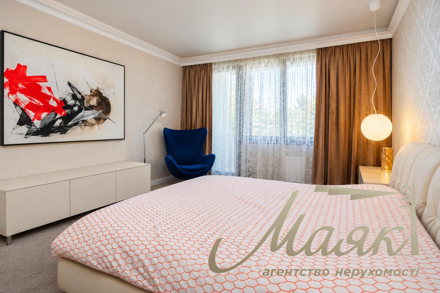 3-Bedroom Apartment for Rent in the Park Avenue Residential Complex, 60 Holosiivskyi Ave.