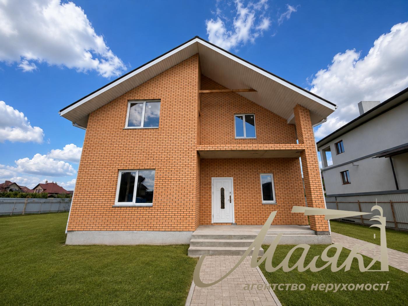 Продаж 5-кімнатного будинку поблизу м. Золоче, с. Вишеньки