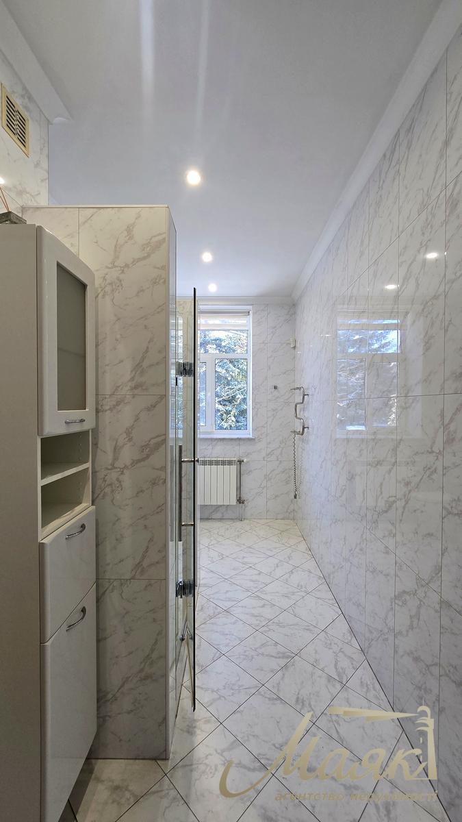 House for rent 400m2 in Kozina Koncha-Zaspa near Queen Country Club, Obukhiv direction