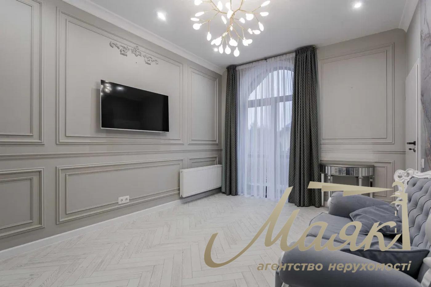 Продажа дома 410м² в Конча-Заспе, Козин, Киевская область