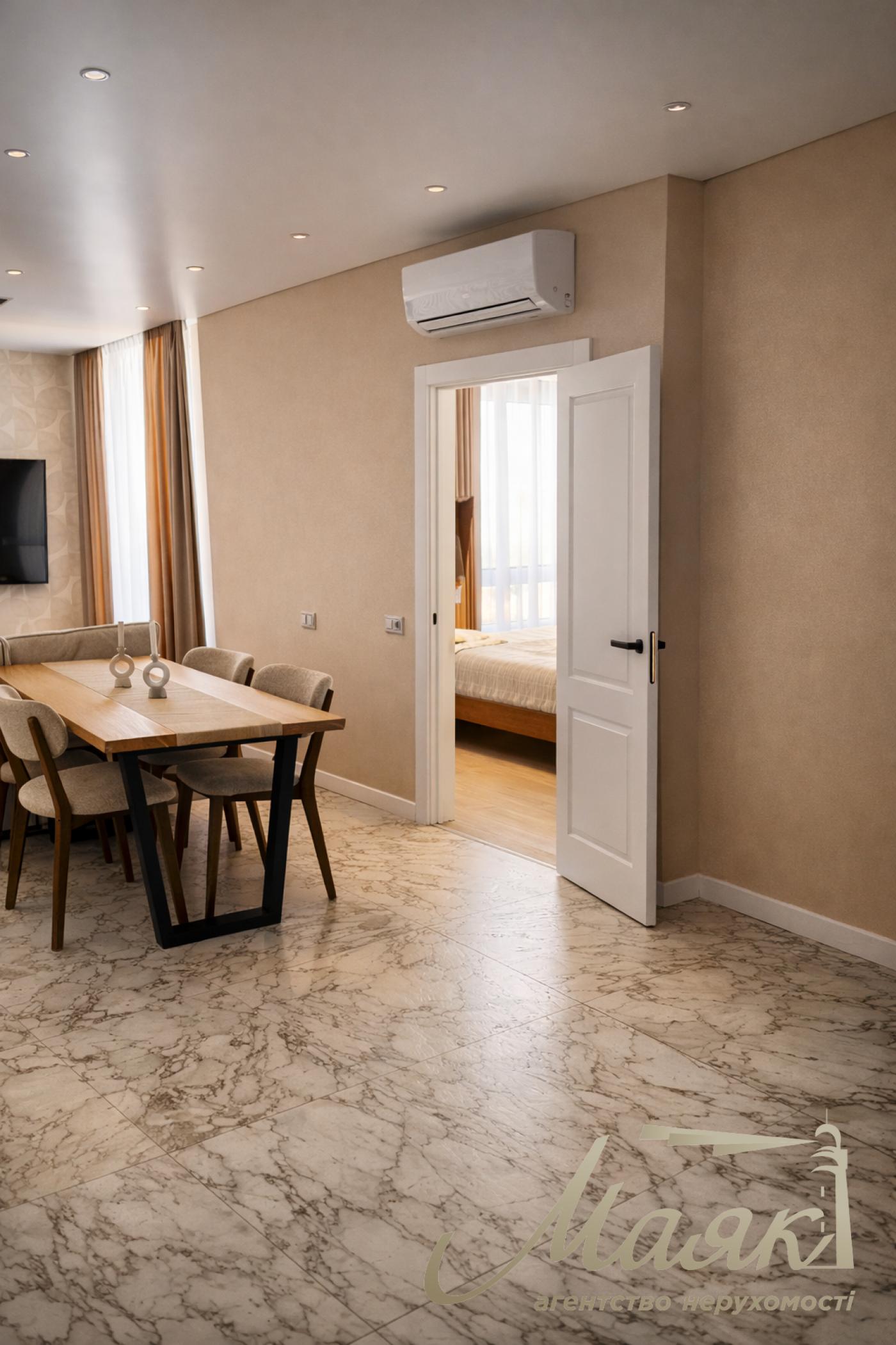 Продаж 3-х кімнатної квартири в ЖК Новопечерська Вежа